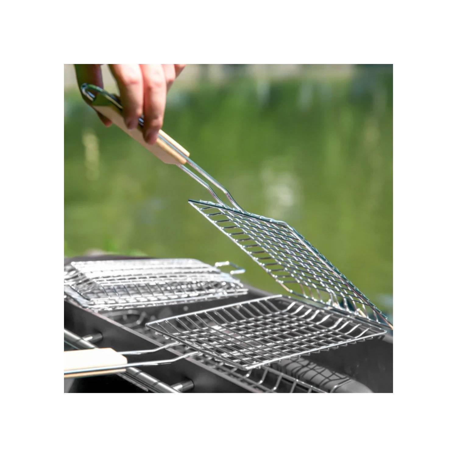 Flipgrill BBQ-Grill mit Schneidebrett/Servierplatte und Wendegrillrost 60 x 20 x 12 cm